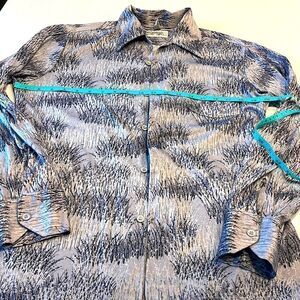 Spire California vintage apparel women’s medium shirt super cool.